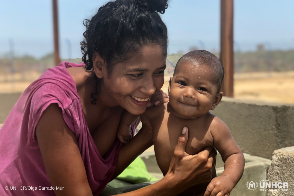 Venezuelan Pregnant women flee to protect their babies