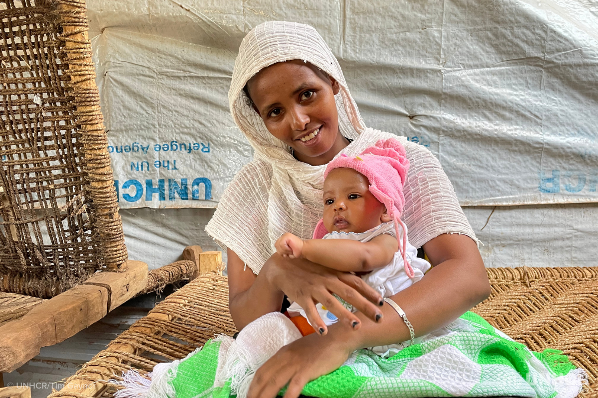 Alemtsehay and her daughter, refugees from Ethiopia