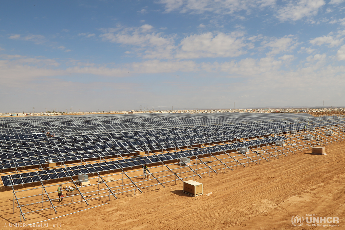 Za'atari-camp-solar-panels